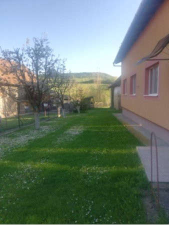Casa individuala de vanzare in Sanpaul, 105 mp utili+ 2985 mp teren !