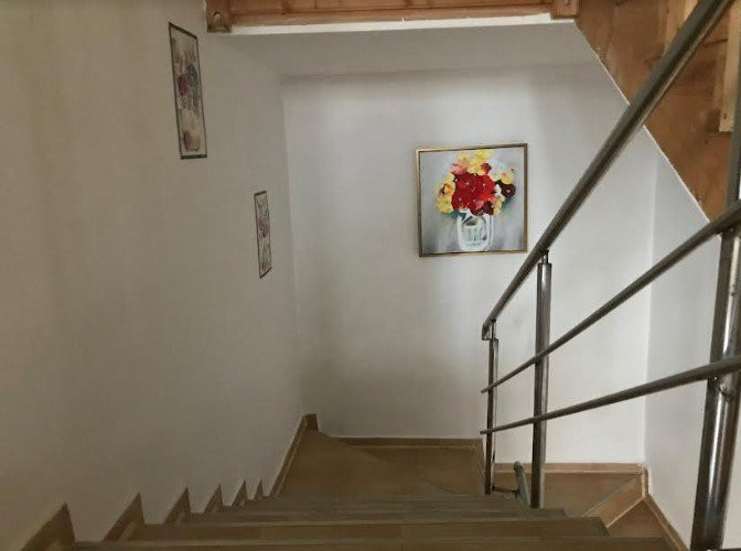 Hala cu pod rulant 616 mp+casa 240 mp, teren 2480 mp,  Jucu de Mijloc