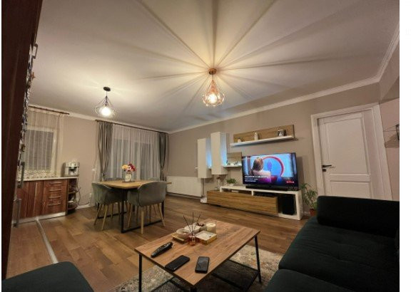 Apartament cu 2 camere, decomandat, 56 mp, Sannicoara