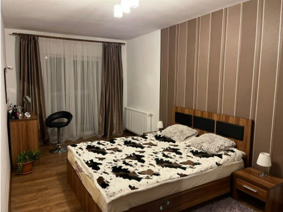 Apartament cu 2 camere, decomandat, 56 mp, Sannicoara