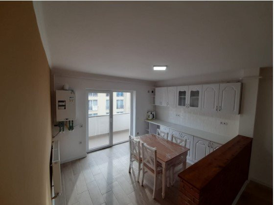 Apartament cu 2 camere finisat, 46 mp, Floresti, strada Porii