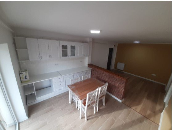 Apartament cu 2 camere finisat, 46 mp, Floresti, strada Porii