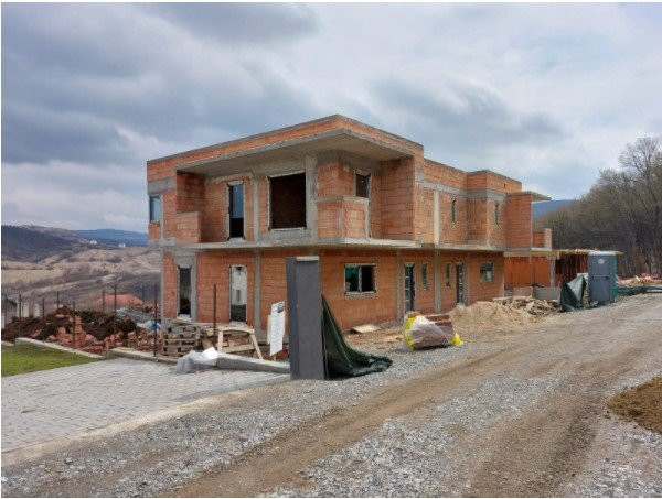 Casa cu 4 camere tip duplex, Floresti, zona Cetatea Fetei