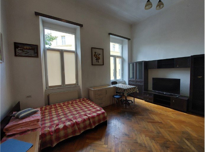 De inchiriat apartament 2 cam.,  str. Horea nr 2 !