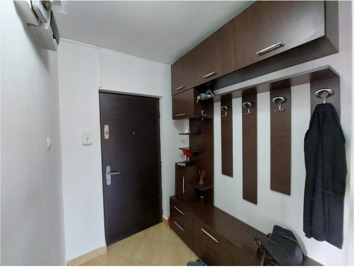 Apartament 2 cam., decom., 45 mp, str. Padin, zona P-ta Flora