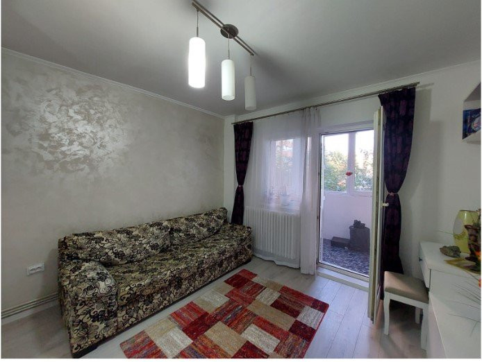 Apartament 2 cam., decom., 45 mp, str. Padin, zona P-ta Flora