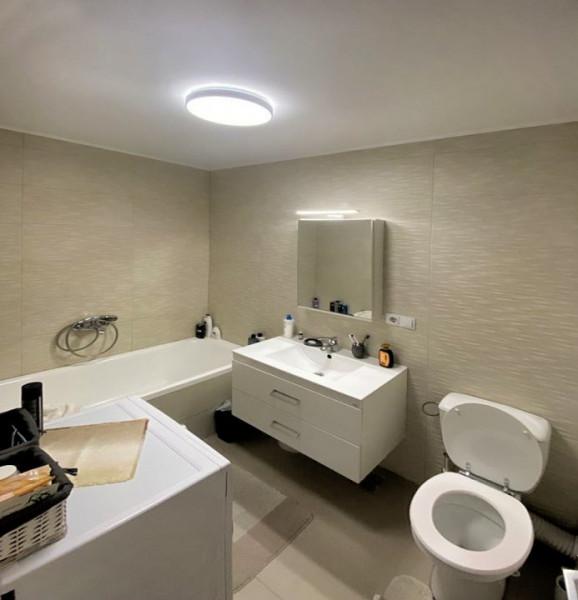 Apart. cu 2 camere, 41 mp,  str. Portelanului in Riverside Residence.