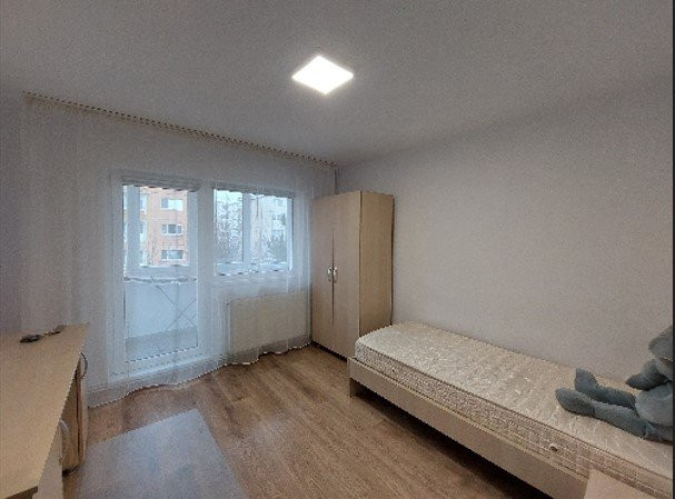 Apartament cu 2 camere, decomandate, 52 mp, str. Padurii, Zorilor