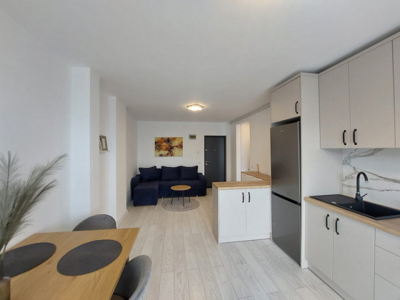  De inchiriat  apart. 2 camere, LUX,  parcare subterana, zona VIVO!