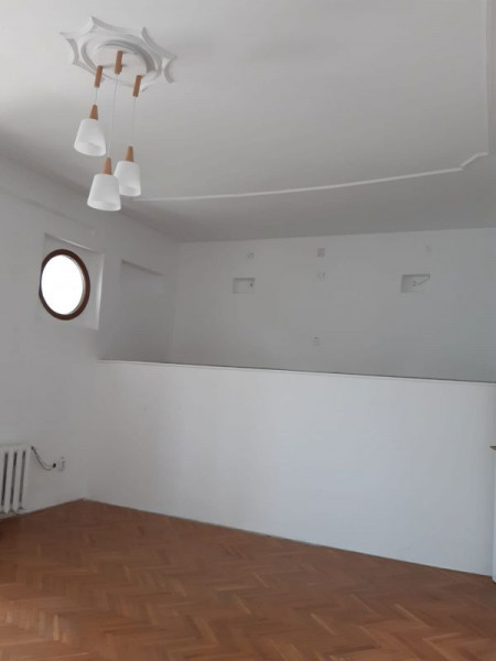 Casă/Spațiu birouri, 5 cam, 200 mp utili, zona Hotel Napoca 