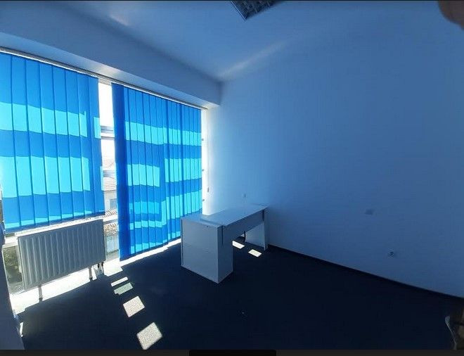 Spatiu pentru birou 77 mp, 1623 euro/mp, zona spitalului Clujana