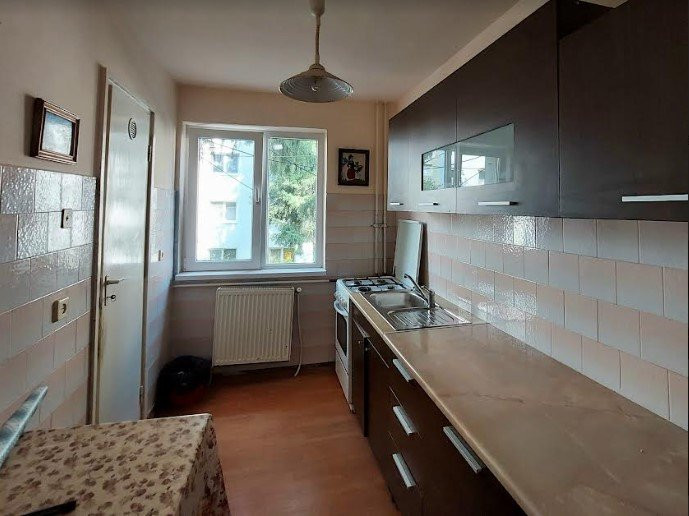 Apart. 4 cam., decom., 77 mp, 1687 euro/mp, Manastur