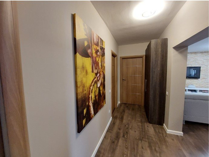 Apartament cu 3 camere, decom., 82 mp, 2 parcari, gradina 60 mp,  Eugen Ionesco