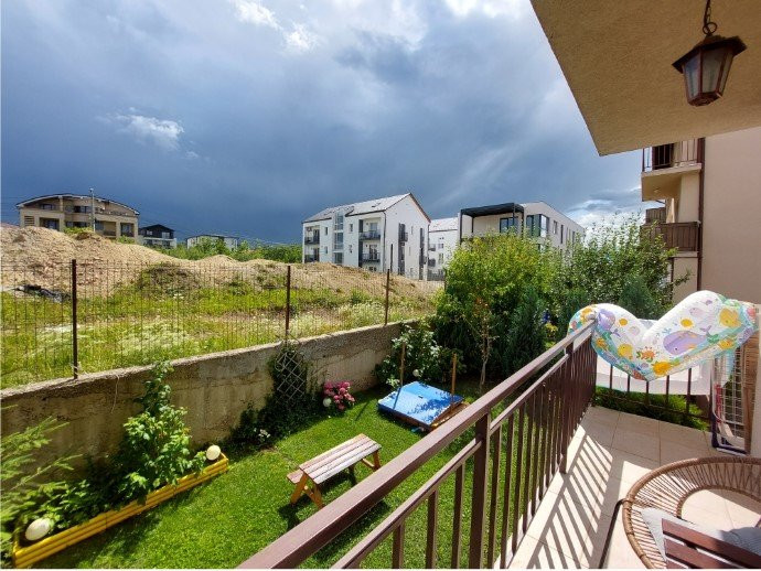 Apartament cu 3 camere, decom., 82 mp, 2 parcari, gradina 60 mp,  Eugen Ionesco