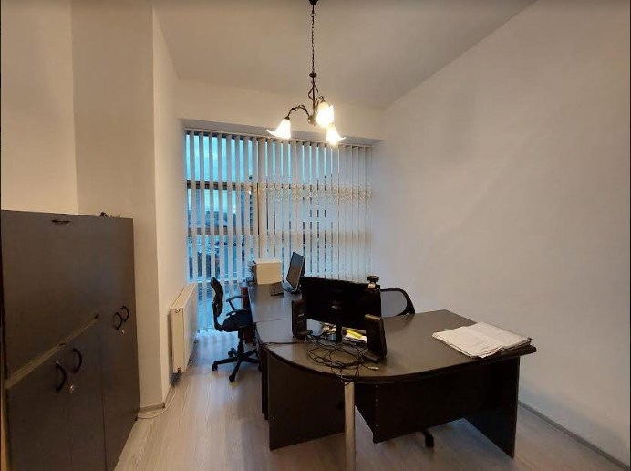 Spatiu pentru birou mobilat si utilat 100 mp, zona spitalului Clujana