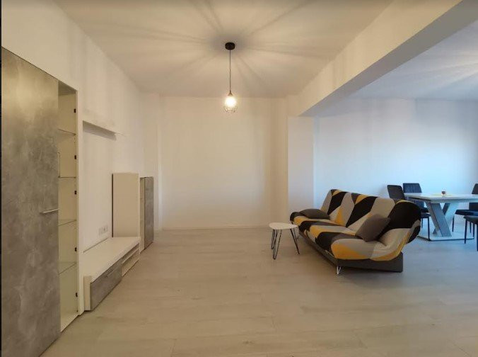 Apartament cu 2 camere, decomandate, 58 mp, str. Teilor, Floresti