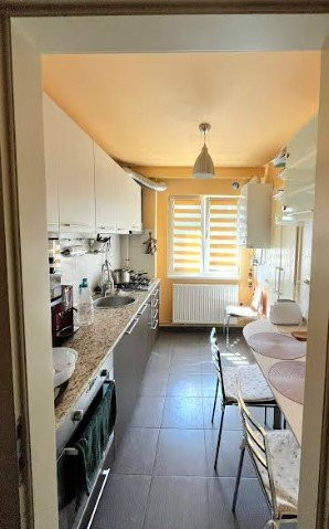 Apartament cu 3 camere, semidecom., 64 mp, Gheorgheni, Aleea Azuga