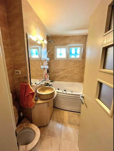 Apartament cu 3 camere, semidecom., 64 mp, Gheorgheni, Aleea Azuga