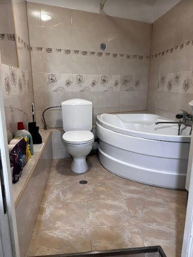 Apartament cu 3 camere, decomandate, 120 mp, Piata Mihai Viteazul