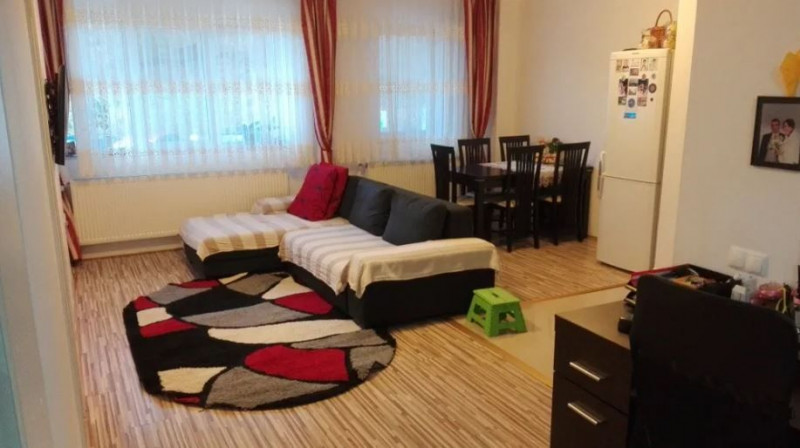Apartament 3 camere, 61 mp, FINISAT, semidecom., zona Edgar Quinet, Manastur