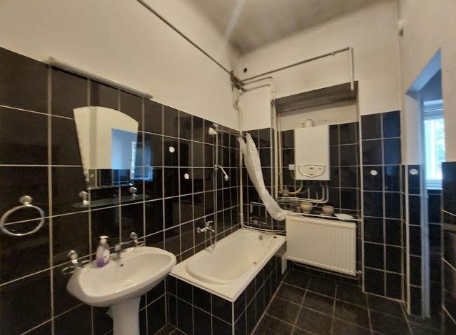 Spatiu pentru destinatii multiple, 87 mp utili, str.Eremia Grigorescu