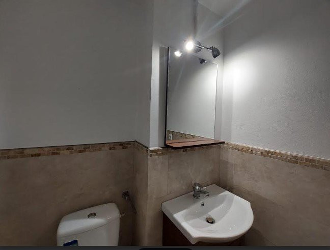  De inchiriat apart.3 camere decomandate zona UMF str. Pasteur