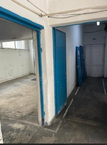 De inchiriat spatu industrial 235 mp pe platforma CLUJANA 