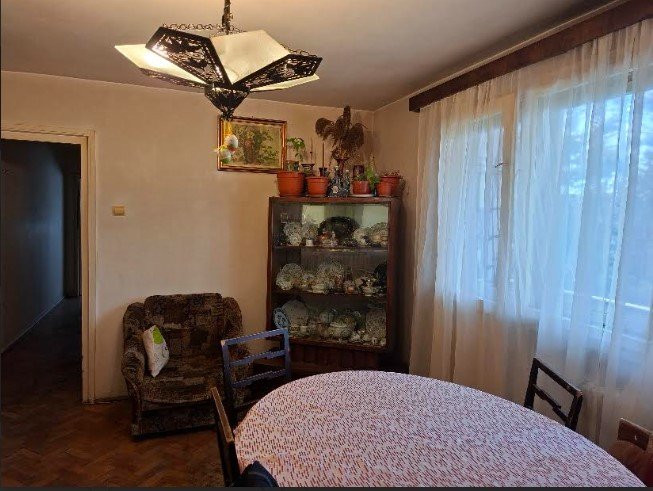 Apart. 4 camere, 80 mp, zona P-ta Flora, Manastur