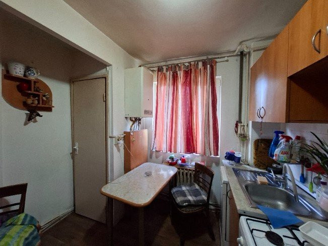 Apart. 4 camere, 80 mp, zona P-ta Flora, Manastur