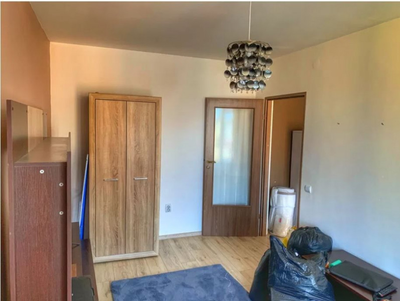 Apartament 2 camere, semidecomandat, 32 mp, MOBILAT, str. PORII , Floresti