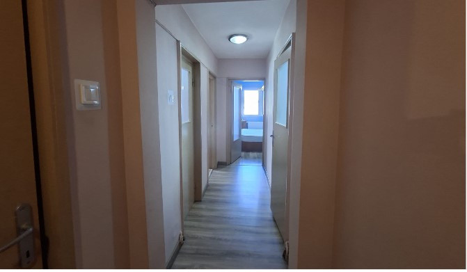 Apart. 4 camere, 64 mp, parcare, str. Mehedinti, zona Minerva