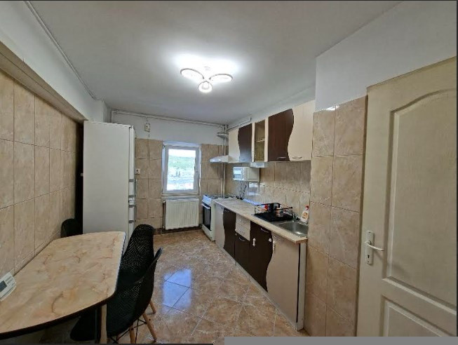 Apartament 3 camere decomandate, Calea Floresti