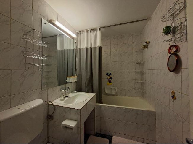 Apartament 3 camere decomandate, bd. 21 Decembrie, zona The Office