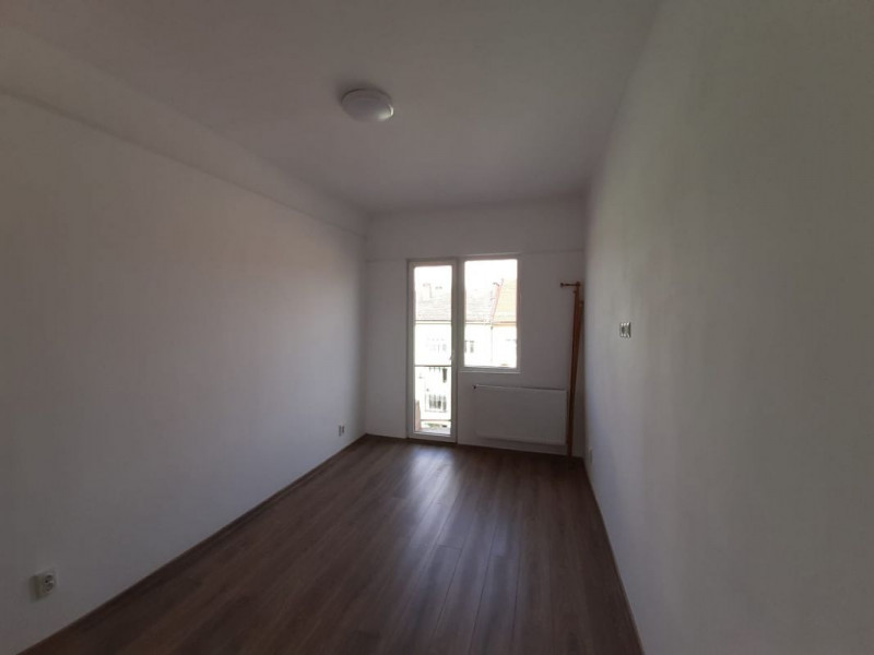 Apartament 2 camere decom., FINISAT, zona Fac.de Litere