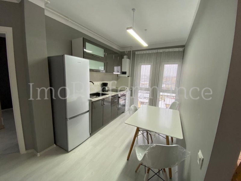 Apartament cu 3 camere, ULTRAFINISAT LA CHEIE