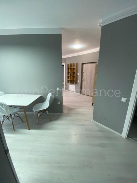 Apartament cu 3 camere, ULTRAFINISAT LA CHEIE