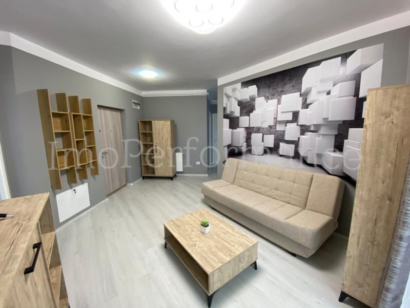 Apartament cu 3 camere, ULTRAFINISAT LA CHEIE