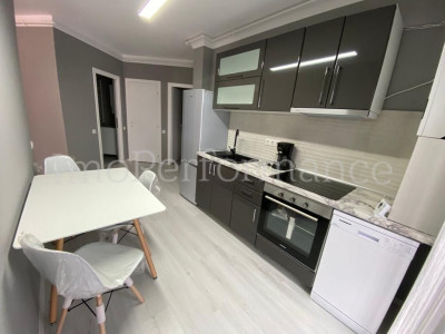 Apartament cu 3 camere, ULTRAFINISAT LA CHEIE