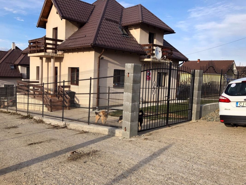 Casa individuala 182mp, teren 465 mp, finisat, SALICEA
