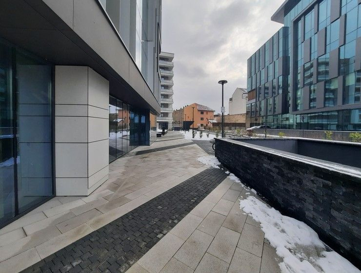 De inchiriat spatiu comercial 193 mp, 11 euro+TVA, negociabil